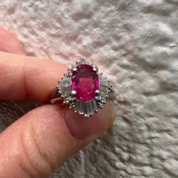 Ruby and diamond platinum ring - Picture 5 of 13